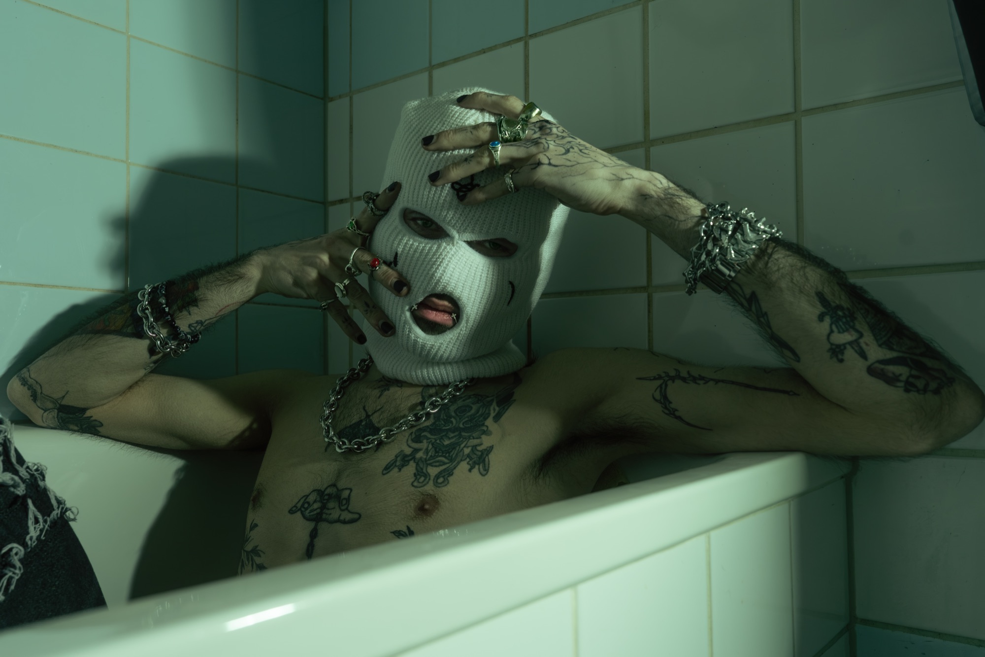 vamp.c0re.x, frame 08